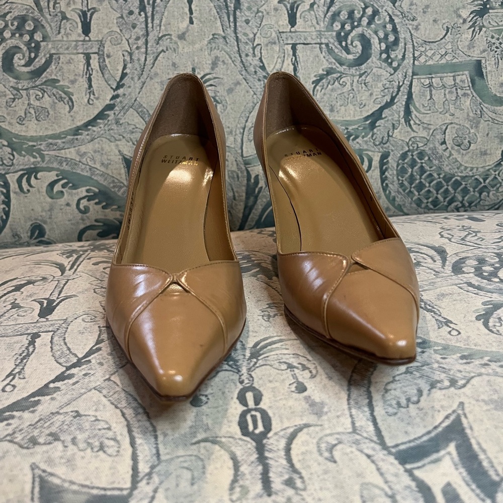 Elegant Tan Women's Pumps